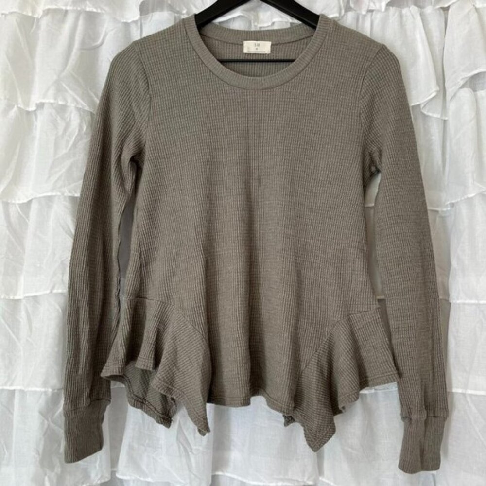 T. LA Waffle Knit Flutter Bottom Edge Long Sleeve Top - Size Small